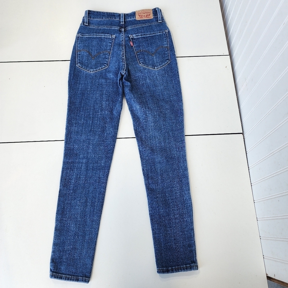 Levi's 721 High Rise Skinny Jeans Med Wash Distressed Ankle Womens Sz 25 - Picture 10 of 10